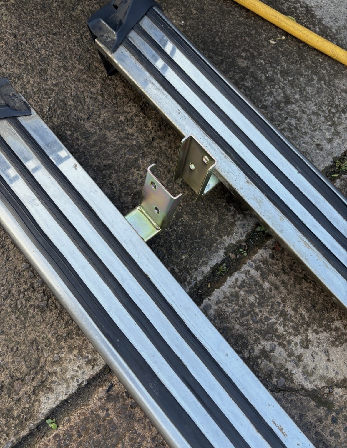 Mercedes g wagon W463 side steps SWB - Image 3