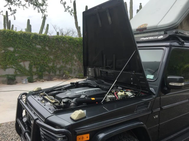 Metric Ball Stud Set for Engine Hood Maintenance Position - Image 4