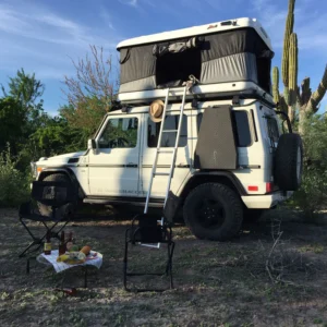 Baroud EVASION Roof Top GWagen with James Baroud Hard Shell Roof top tent Evasion 917x688